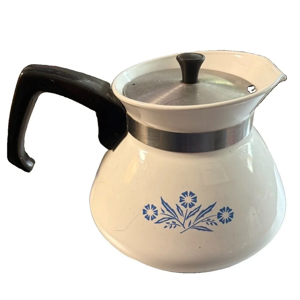 Vintage Corning Ware Blue Cornflower 6 Cup Tea Pot P-104 White Pyroceram USA
